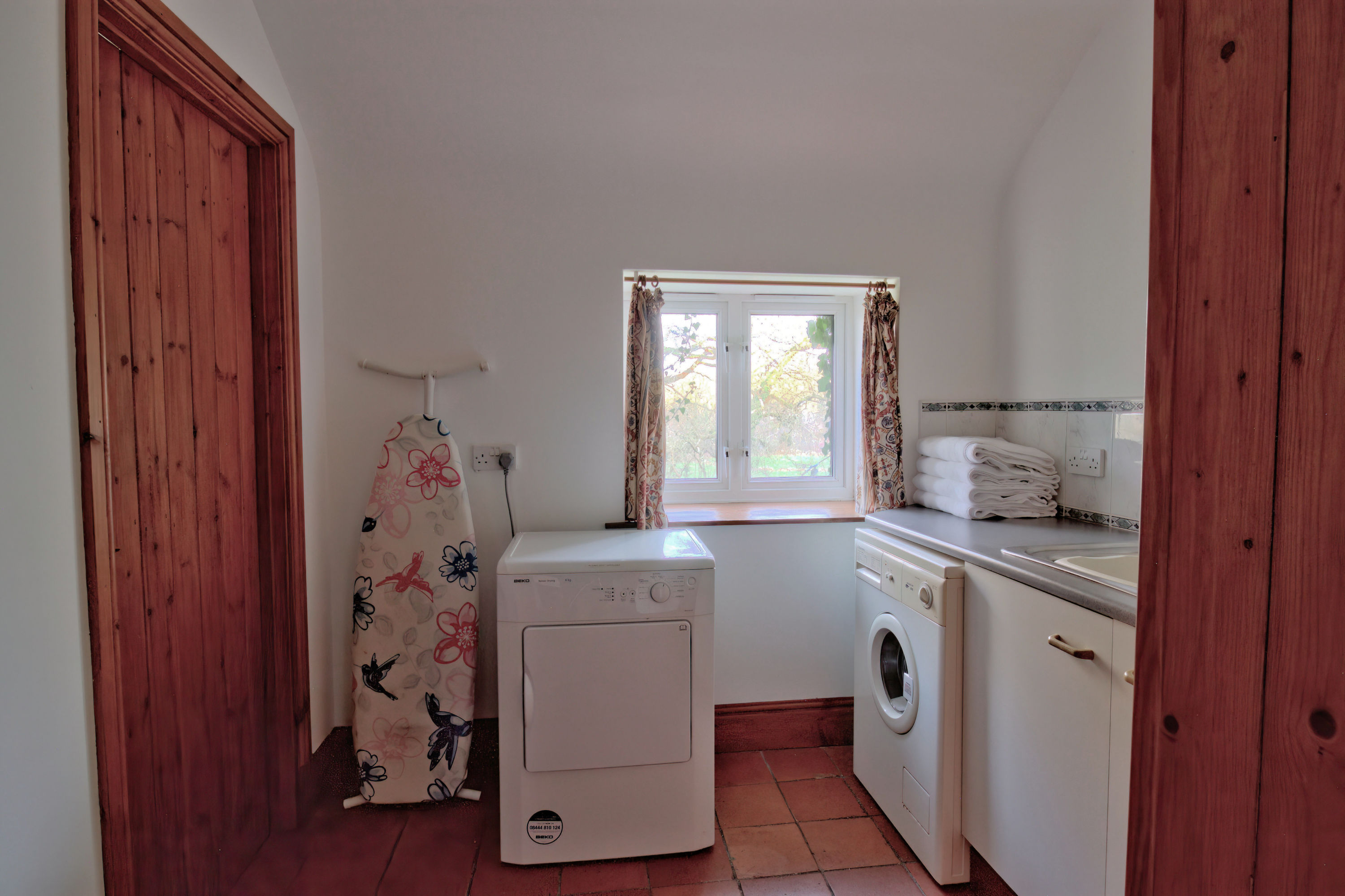 utility room and appliances